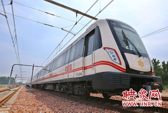 鄭州進(jìn)入“地鐵時(shí)代”，地鐵漸成交通骨干力量。