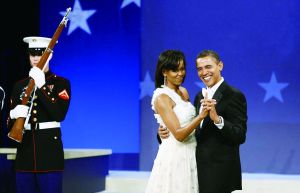 奧巴馬夫婦去年總收入298.8萬元人民幣。