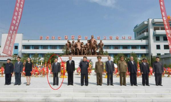 韓媒:崔龍海被免職或因為女兒用手機看韓劇 韓媒:崔龍海被免職或因為女兒用手機看韓劇