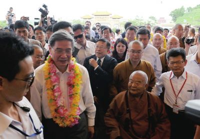 張志軍步入禮敬大廳。