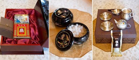 　當(dāng)?shù)貢r(shí)間2014年7月4日，韓國(guó)總統(tǒng)樸槿惠向中國(guó)國(guó)家主席習(xí)近平贈(zèng)送的紅參和茶具等。