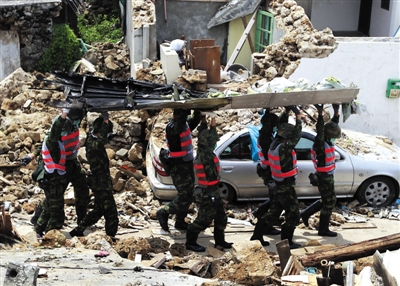 專家稱風(fēng)切變或?yàn)榕_灣空難元兇 專家稱風(fēng)切變或?yàn)榕_灣空難元兇