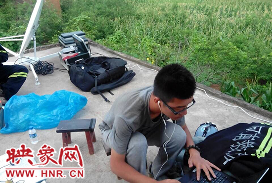 河南新聞廣播記者采訪現(xiàn)場制作錄音報道 河南新聞廣播記者采訪現(xiàn)場制作錄音報道