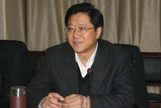 銅陵市委召開全市領(lǐng)導(dǎo)干部會(huì)議宣布安徽省委決定，提名銅陵市委副書記倪玉平為銅陵市人民政府市長候選人。