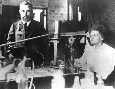 居里夫婦。