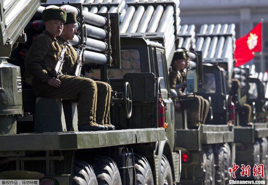 （10日凌晨發(fā)）朝鮮迎勞動(dòng)黨建黨70周年將閱兵游行隆重慶祝（共三圖，請(qǐng)大夜幫改為文中插圖謝謝）