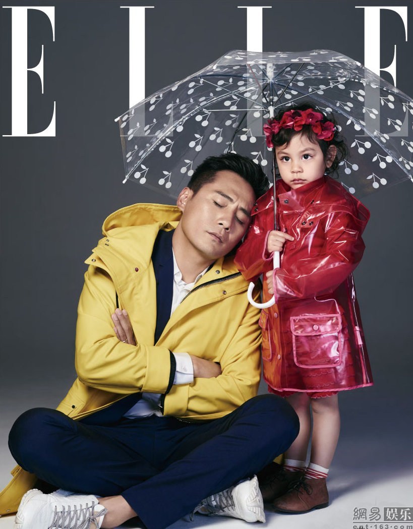 劉燁攜混血女兒拍寫真大片 網(wǎng)友大呼可愛(ài) 劉燁攜混血女兒拍寫真大片 網(wǎng)友大呼可愛(ài)