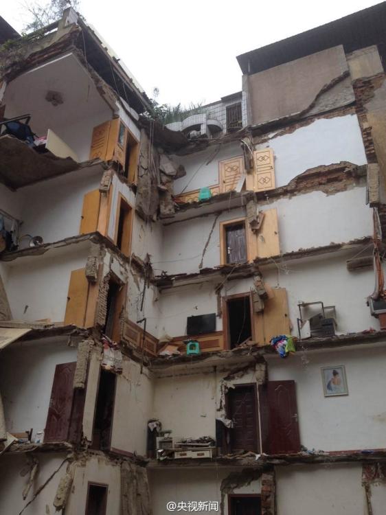貴州遵義9層居民樓發(fā)生垮塌 貴州遵義9層居民樓發(fā)生垮塌