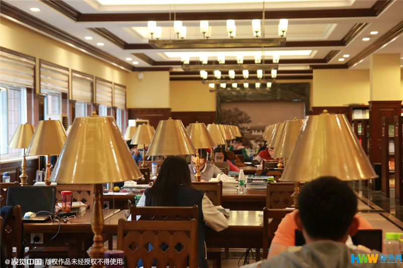 重慶大學改造翻新的“民國風圖書館”走紅網絡，引得無數網友點贊