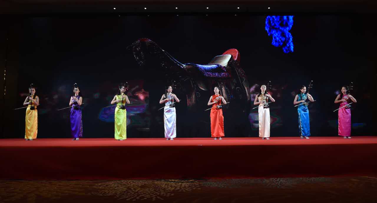 聽豫劇看少林功夫 上合總理會文藝演出滿滿噠河南特色 聽豫劇看少林功夫 上合總理會文藝演出滿滿噠河南特色