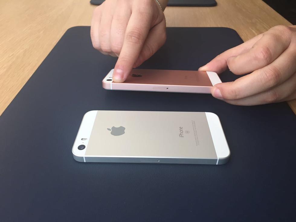 蘋果iPhone SE真機(jī)照:售價(jià)3288元起 中國首發(fā) 蘋果iPhone SE真機(jī)照:售價(jià)3288元起 中國首發(fā)