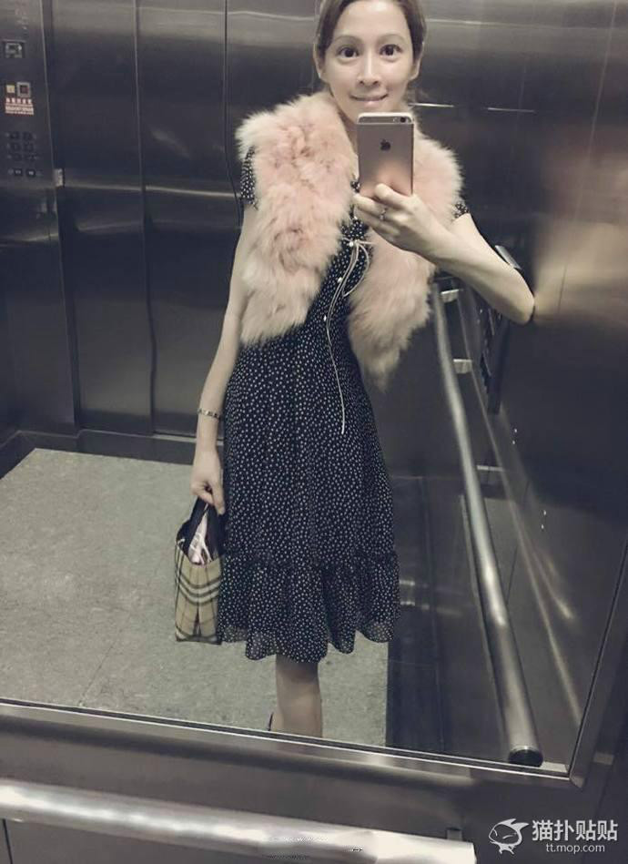 臺版蛇精媽走紅 自帶時(shí)空扭曲效果