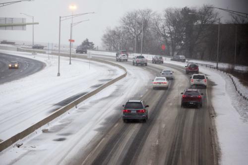 特大暴風雪襲擊美國東北部，多州進入緊急狀態(tài)。