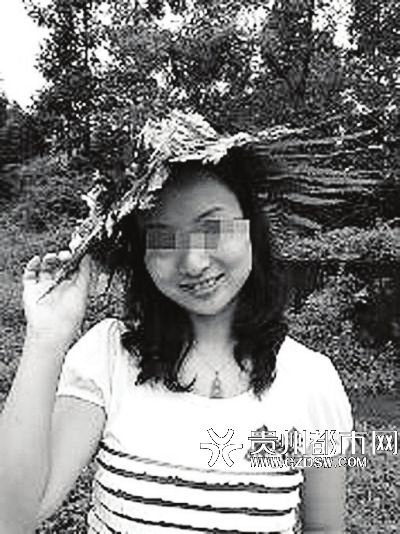 李某生活照。