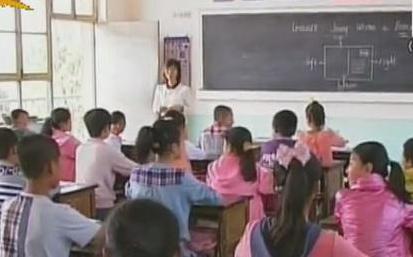 老師：您的工資和績(jī)效要漲了！