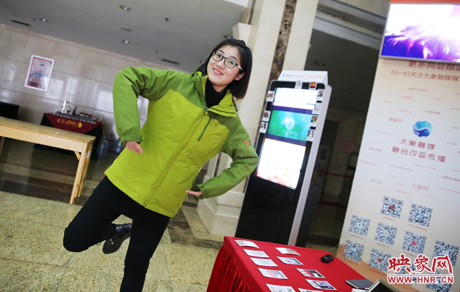 “我雖然不會(huì)跳芭蕾，但我見過人家都是這么跳的?！? uploadpic=