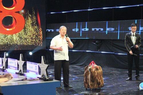 年近七旬創(chuàng)業(yè)老伯，這種創(chuàng)業(yè)精神你感動(dòng)了嗎？